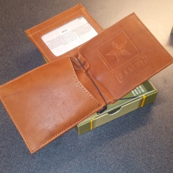 U.S.Army genuine leather bi fold wallet - Picture 3 of 5